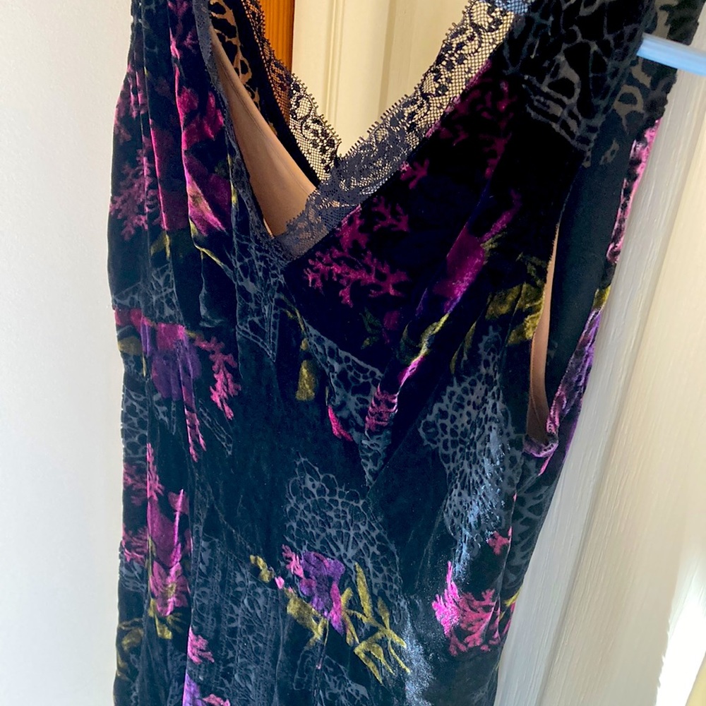 Jonathan Martin velvet dress - Picture 3 of 3